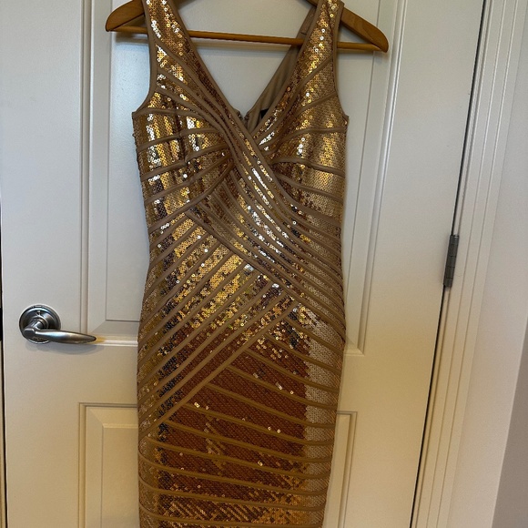 Tadashi Soji Gold Sequin Dress - Picture 1 of 2